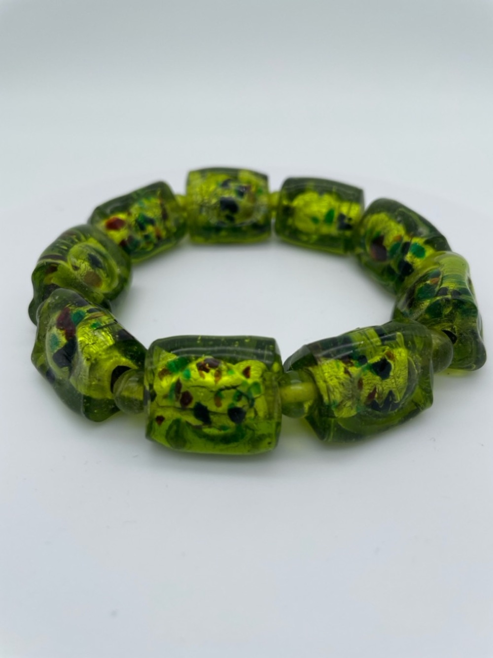 Green Glass Bead Bracelette Stretch Emerald Tone Arts and Craft Look Statement